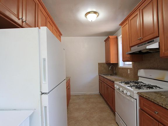 3rd image of 1773 E 12th St APT 3A