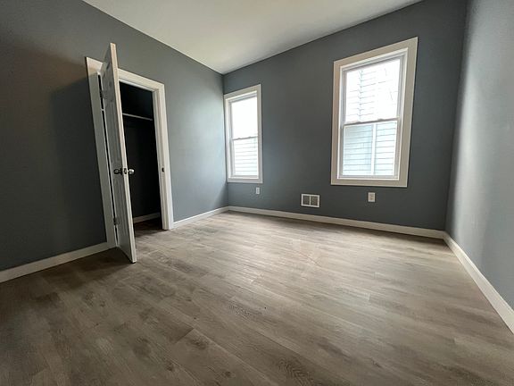 5th image of 841-843 Clinton Ave #1E