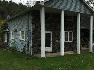 1007 Day Hollow Rd, Endicott, NY 13760