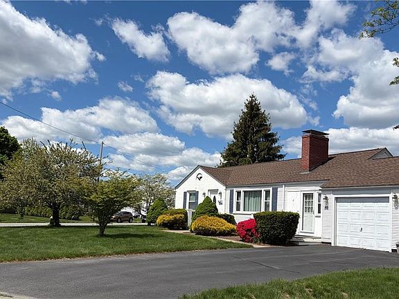 2nd image of 52 Elm Dr