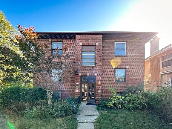 3rd image of 5819 E Washington St #4