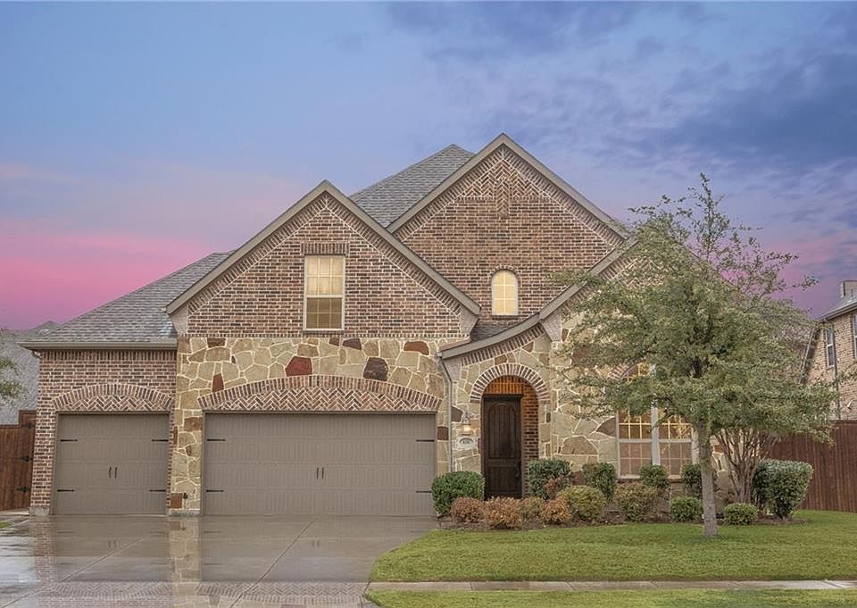 1st image of 636 Quail Creek Dr