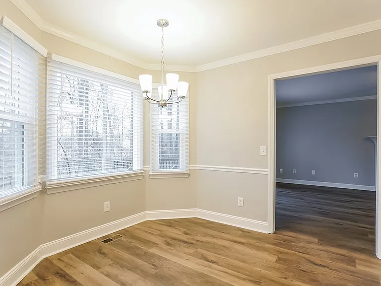1001 Jumper Dr — Photo 8