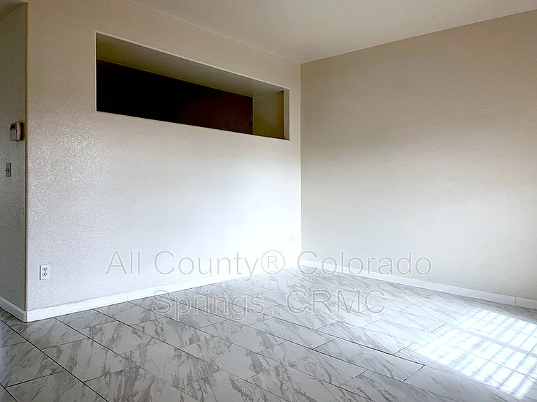 8355 Cedar Chase Dr — Photo 5