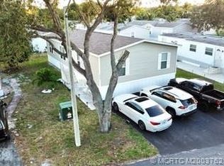 2402 NW 17th Ave, Boynton Beach, FL 33436