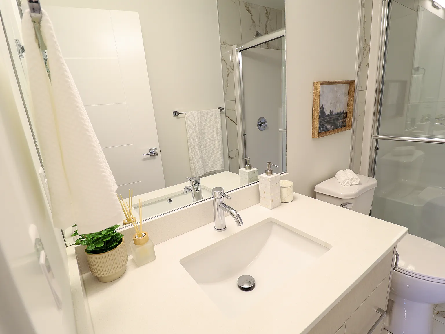 2 bed, 582 sqft, $1,800 — Photo 4