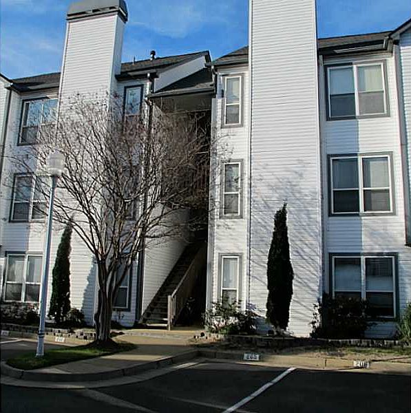1st image of 3204 Jade Ct APT 204