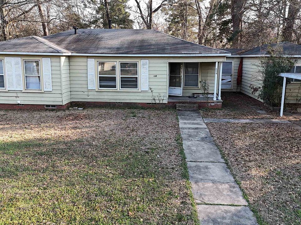 1st image of 624 Camp St