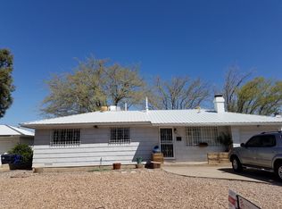 3821 Douglas Macarthur Rd NE, Albuquerque, NM 87110