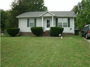205 Golden Pond Ave, Oak Grove, KY 42262