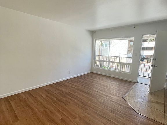 3rd image of 4870 Pescadero Ave #5