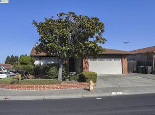 2395 Cabrillo Dr, Hayward, CA 94545