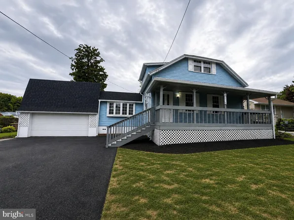526 Cambria Ave, Bensalem, PA 19020