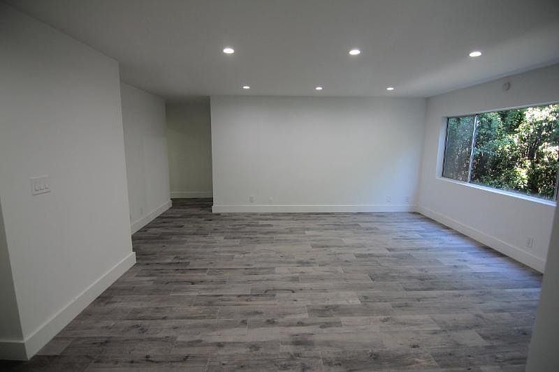 1st image of 811 6th St APT 102