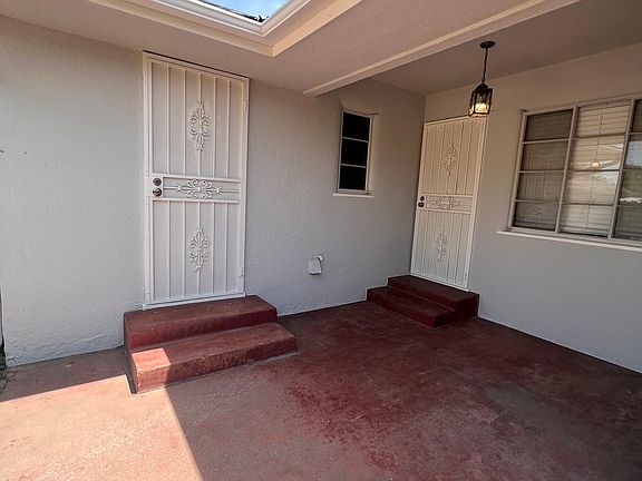 3rd image of 324 W Fedora Ave