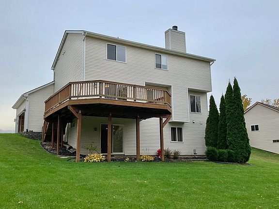 4th image of 1441 Muskegon Dr