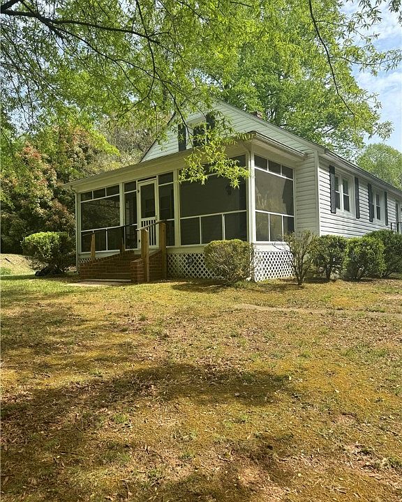 1st image of 59 W Point Rd