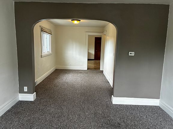 2nd image of 24 Princeton Pl