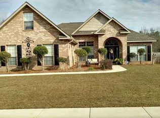 817 Hunters Ln, Mobile, AL 36608