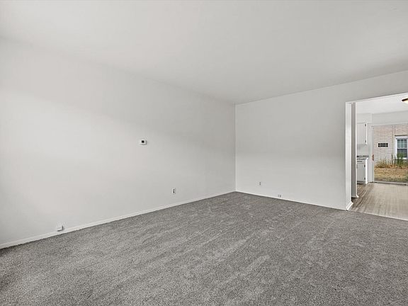 3rd image of 4270 W Cherrywood LANE