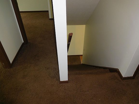 5th image of 685 King St APT A6