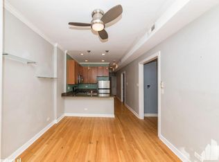 850 W Buckingham Pl #622, Chicago, IL 60657