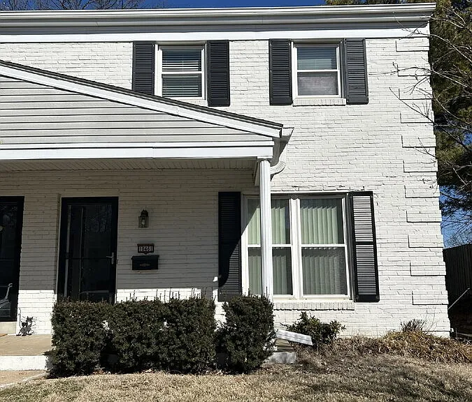 10461 Willowdale Dr — Photo 1