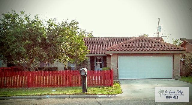 1st image of 4122 Blue Bonnet Dr