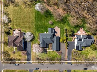 4 Windmill Ct, Plainsboro, NJ 08536