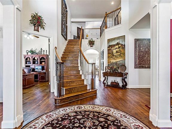 5th image of 4933 Corinthian Bay Dr