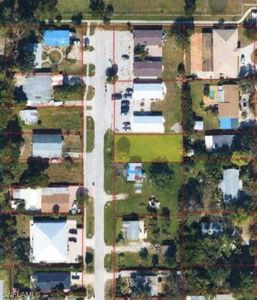 2439 Bayside ST, Naples, FL, 34112