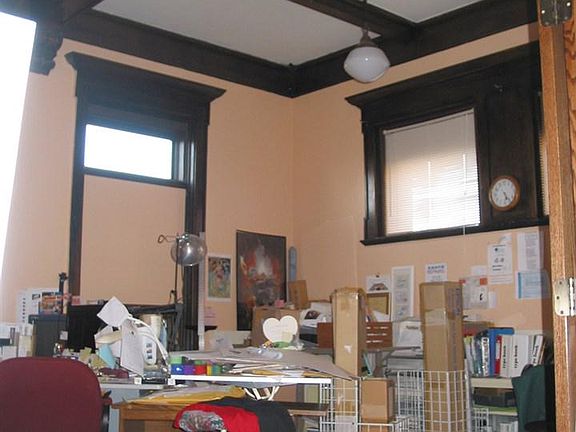 3rd image of 224 Shelden Ave