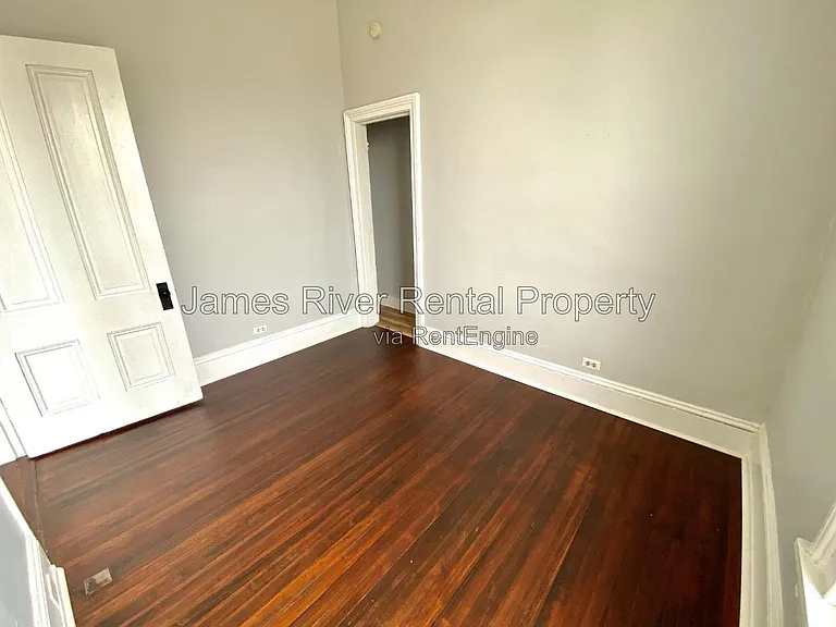 1003 Floyd St #3 — Photo 9