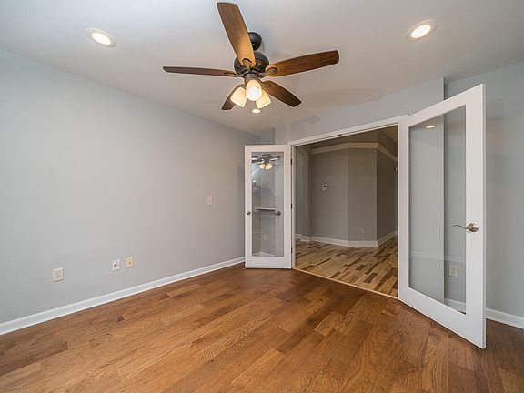 2nd image of 2756 Daphne Dr
