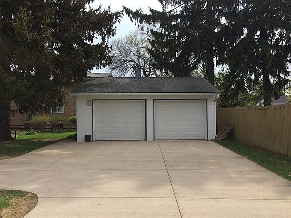 Two Car Detached Garage