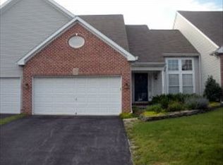 4053 Laurel Ln, Mount Joy, PA 17552