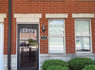 341 E 25th St, Chicago, IL 60616