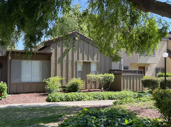 2315 Meadowmont Dr, San Jose, CA 95133