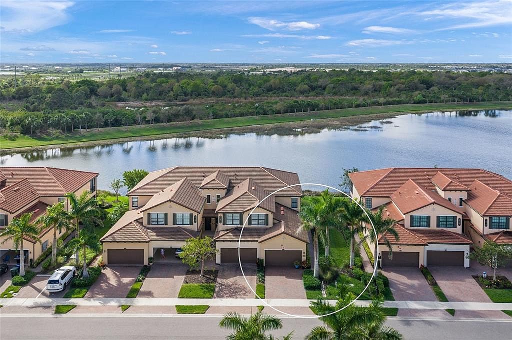 10805 Tarflower Dr Unit 102
