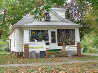 1199 W King St, Decatur, IL 62522