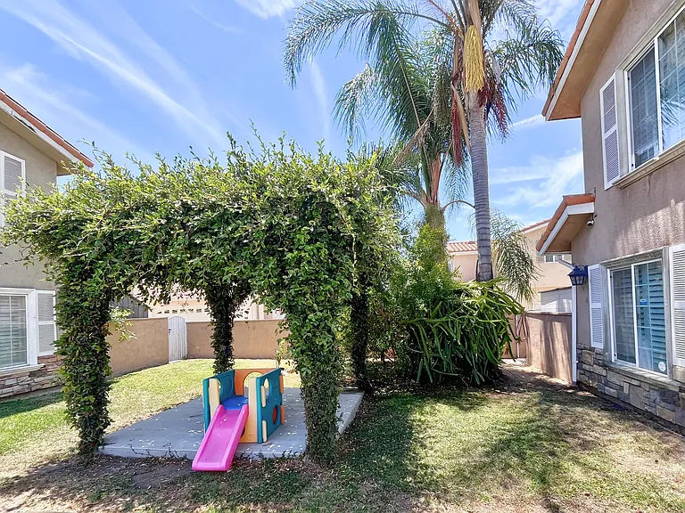 3736 Puente Ave #1 — Photo 10