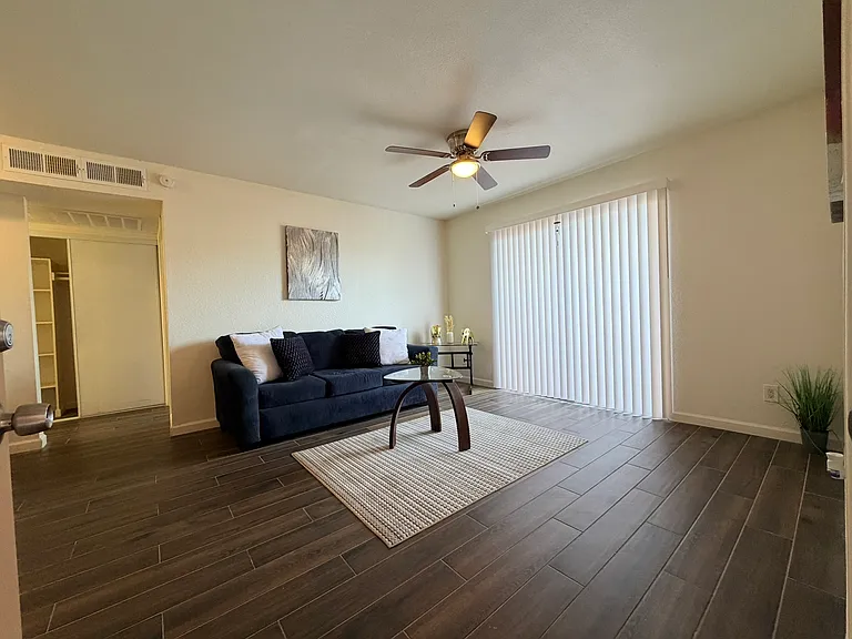 4434 N 7th Ave #115 — Photo 2