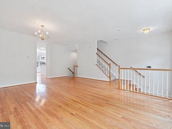 4th image of 8010 Homefield Dr