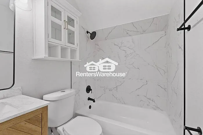 1818 Indian Creek Ct — Photo 18
