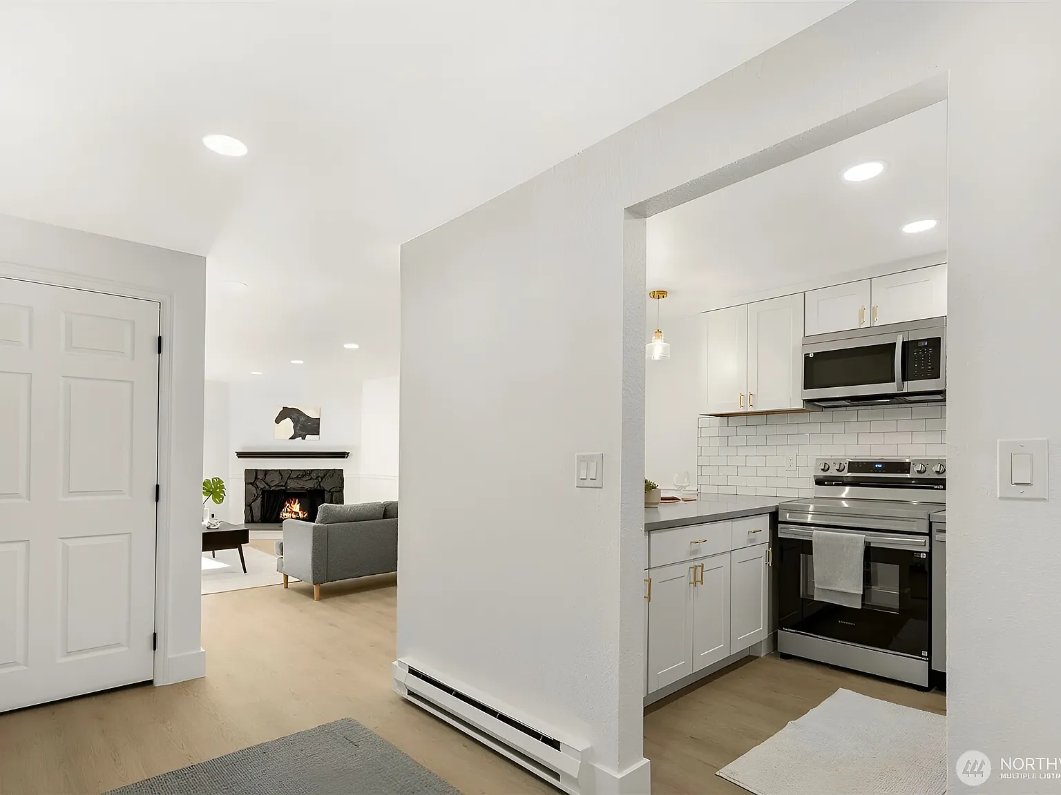 14527 NE 40th St #G104 - Bellevue — Photo 4