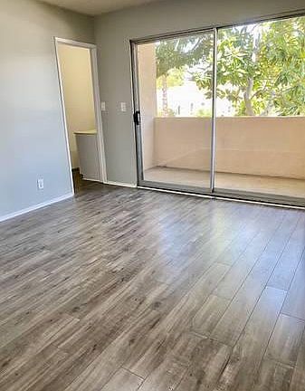 4th image of 501 Magnolia St #112