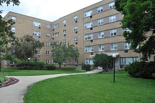 1st image of 2035 W Granville Ave APT 307