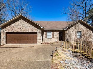 18 Alicante Rd, Hot Springs, AR 71909