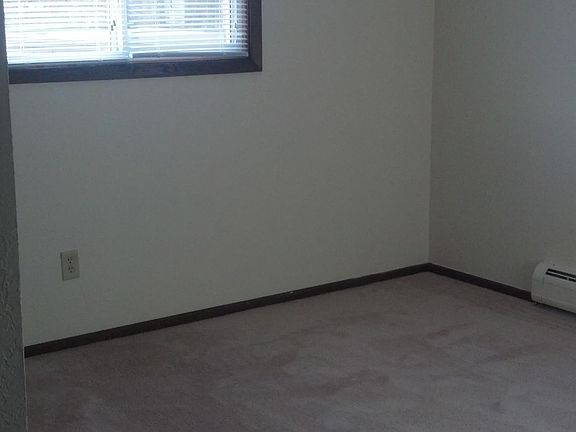 5th image of 1017 Raymond Ave #6