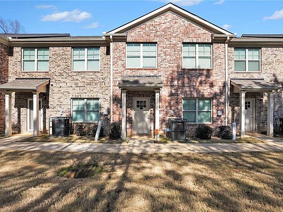 2nd image of 3352 Mount Zion Rd